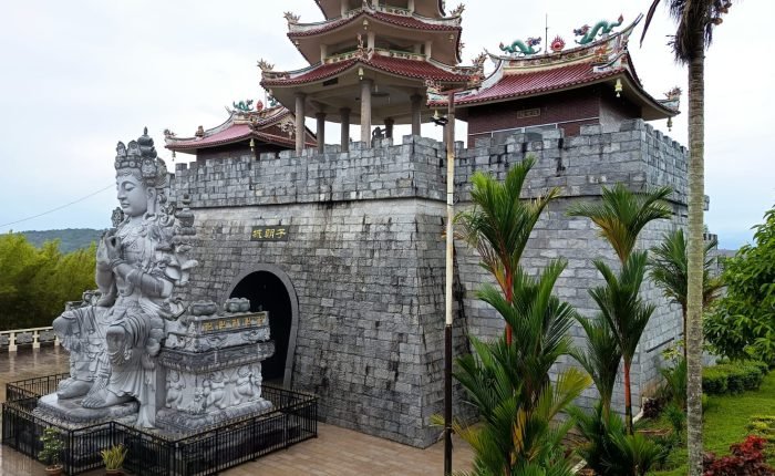 Lohan Temple Pulau Bintan 001